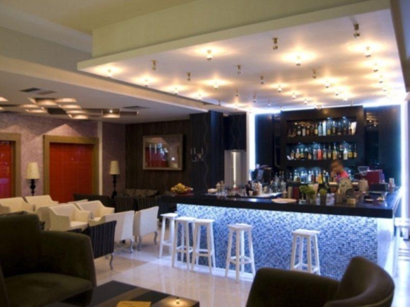 Hotel Eagle Tirana Exterior foto